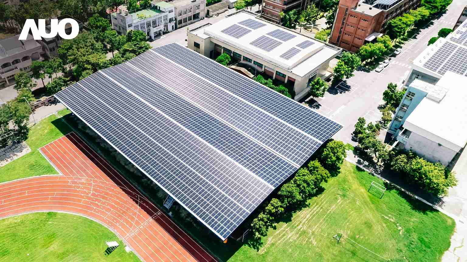 牛牛游戏SunSteel光电整合型浪板具备快速安装、、、、轻量化优势,,,,可提升15%发电效能,,通过国际IEC与台湾VPC认证安全、、防漏、、、、耐候标准